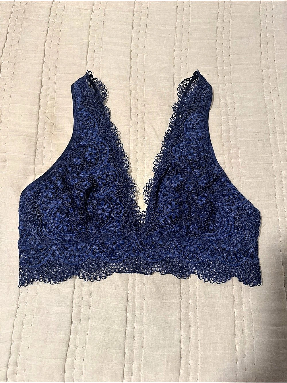 Victoria's Secret Lace Plunge Bralette Blue Size Large